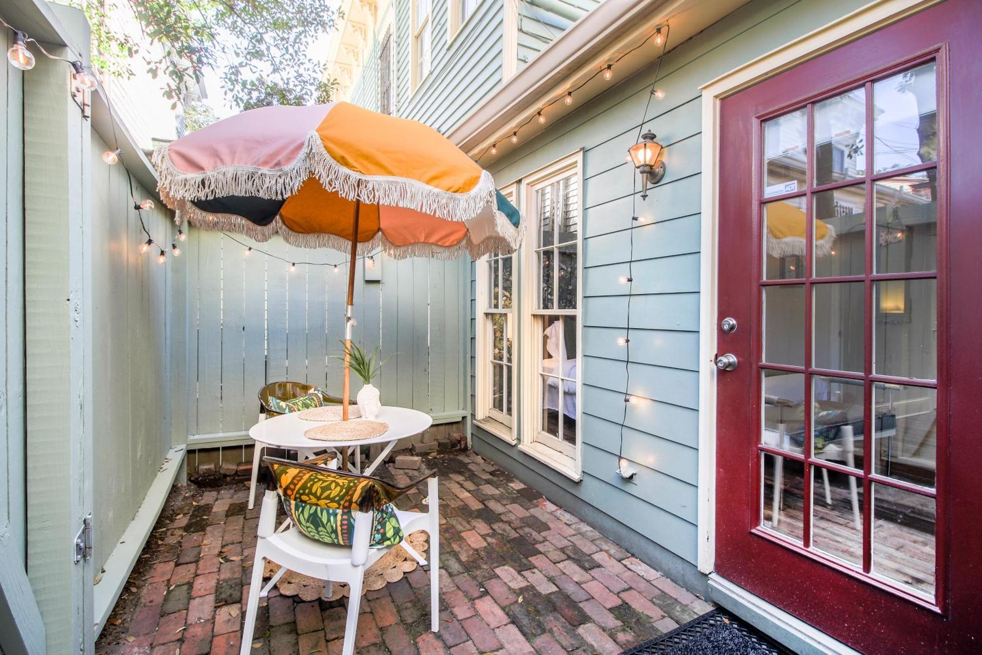 薩凡納Private Patio Retreat In Charming Downtown公寓 外观 照片