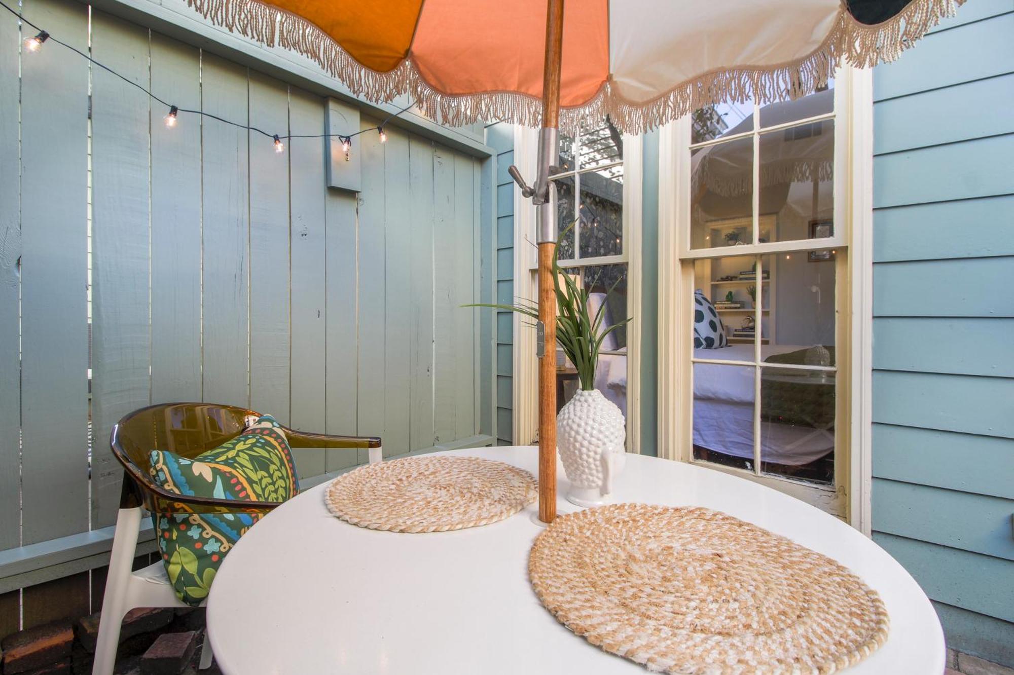 薩凡納Private Patio Retreat In Charming Downtown公寓 外观 照片